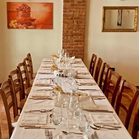 Cascina Domina Отель