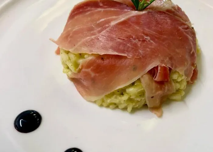 Cascina Domina Hotel *