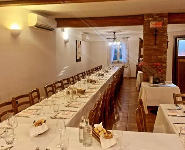 Hotel Cascina Domina *